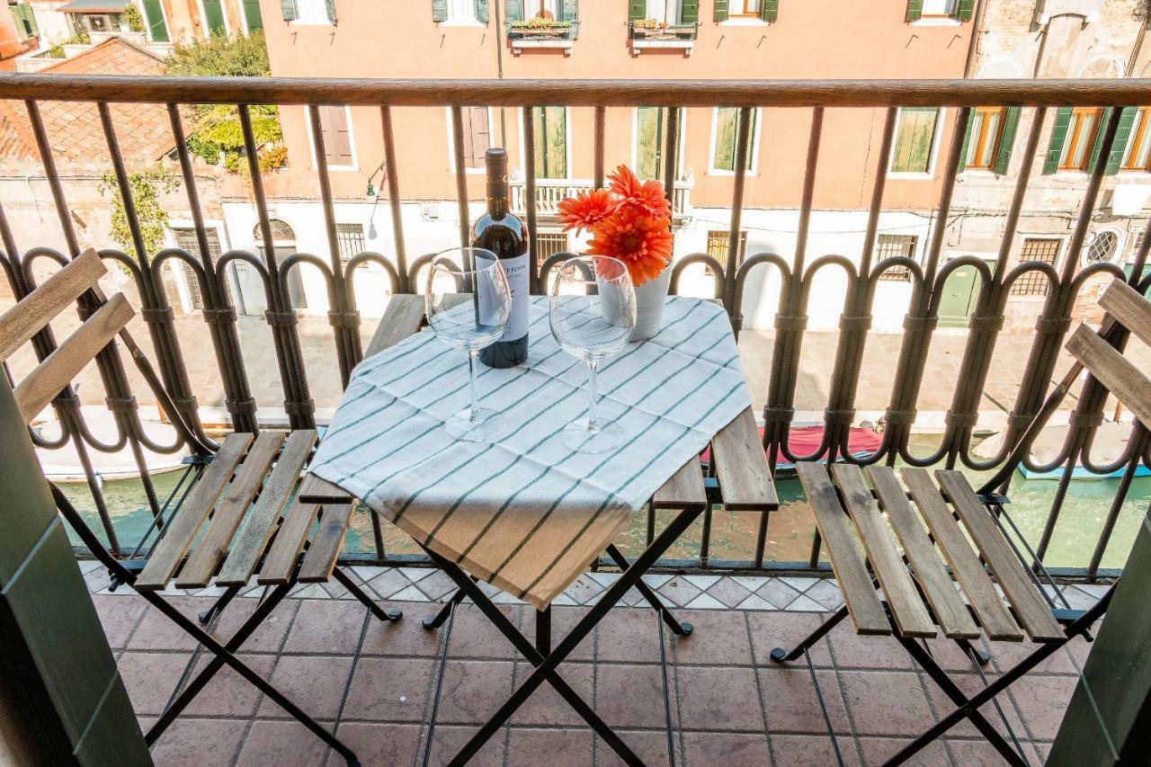 Sunny Nest Canal View In Venice Chic Movida Exterior photo